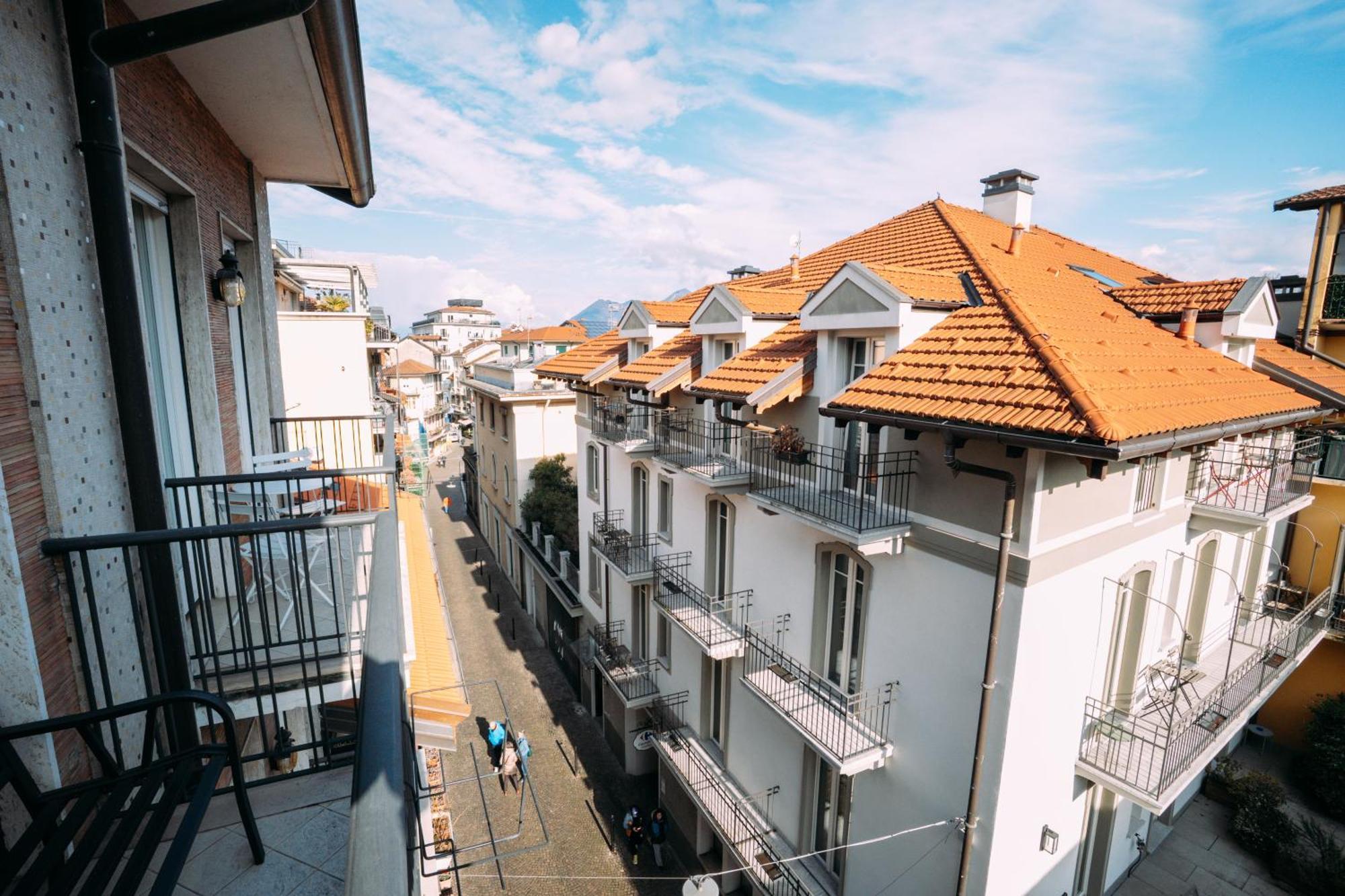 Family Apartment Vista Lago Стреза Экстерьер фото